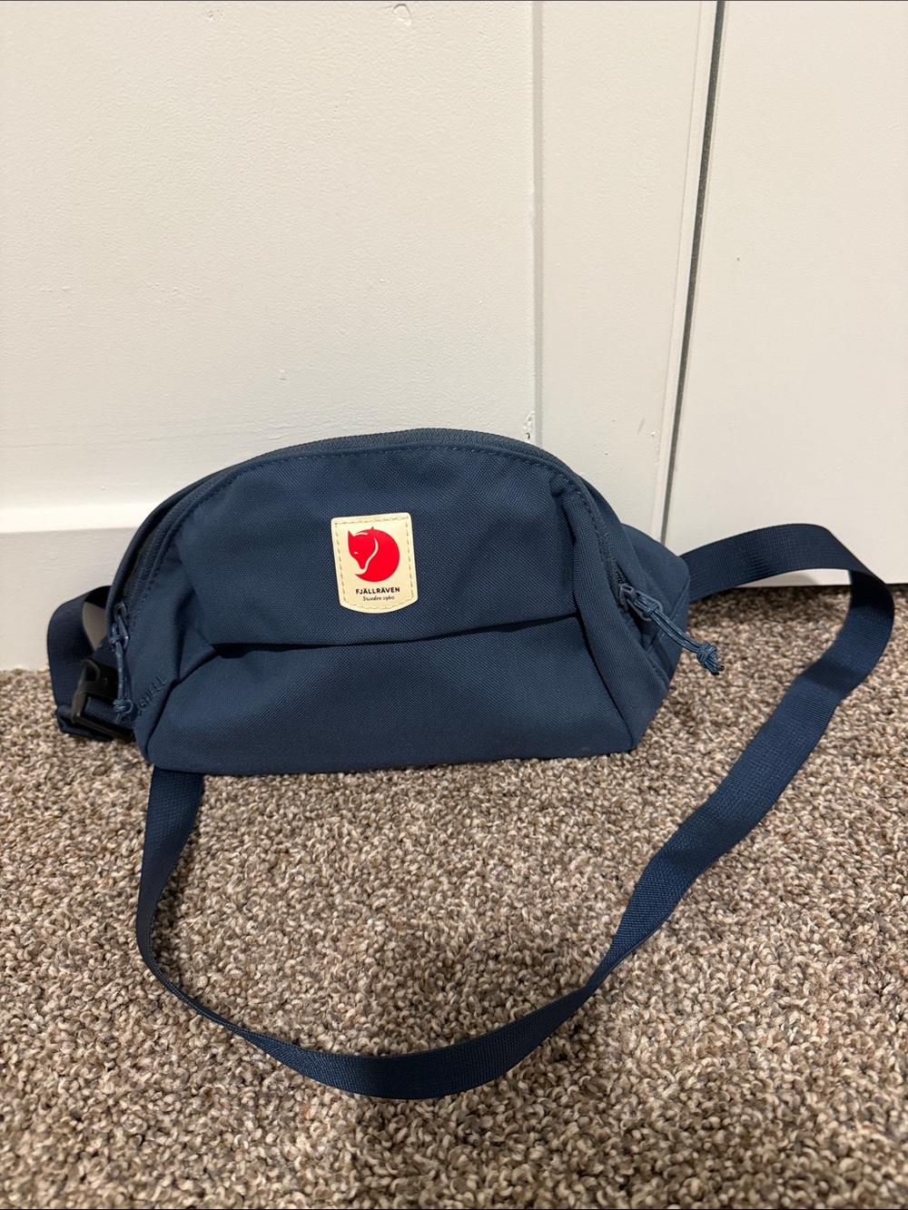 Fjällräven High Coast Crossbody Bag Navy Blue Lightweight Travel Bag
